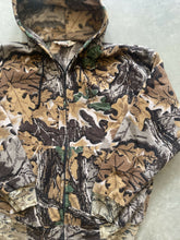 Load image into Gallery viewer, Vintage Fleece Realtree Advantage Camo Hoodie (2XL)