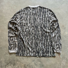 Load image into Gallery viewer, Vintage Realtree Camo Shirt (M)
