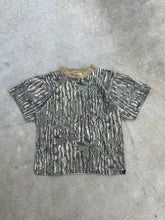 Load image into Gallery viewer, Vintage Sports Afield Realtree Camo Pocket T(M)