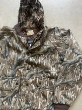 Load image into Gallery viewer, Vintage Cabela’s Mossy Oak Treestand Camo Hooded Jacket (XL)