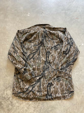 Load image into Gallery viewer, Vintage Mossy Oak Treestand Camo Chamois Shirt (XL)
