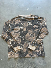 Load image into Gallery viewer, Vintage Distressed Mossy Oak Fall Foliage Camo Long Sleeve Shirt (XL)