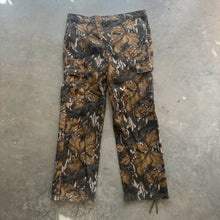 Load image into Gallery viewer, Vintage Mossy Oak Fall Foliage Camo Adjustable Waist Pants (XL)
