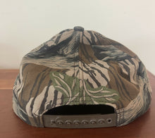 Load image into Gallery viewer, 90’s Mossy Oak Treestand Deer Logo Snapback Hat 🇺🇸