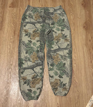 Load image into Gallery viewer, Vintage Realtree Jerzees Jogger Sweatpants 3XL
