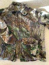 Load image into Gallery viewer, Vintage 10X Realtree Jacket LARGE