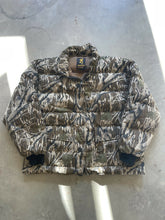 Load image into Gallery viewer, Vintage Browning Mossy Oak Treestand Puffer Jacket (XL)