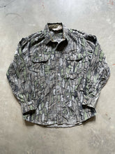 Load image into Gallery viewer, Vintage Trebark Turkey Camo Chamois Shirt (L)