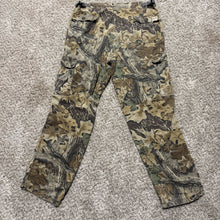Load image into Gallery viewer, Realtree Advantage Camo Pants (L)