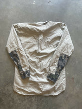 Load image into Gallery viewer, Vintage Mossy Oak Breakup Companions Button-Up Shirt (M)
