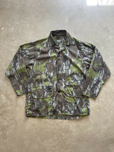 Load image into Gallery viewer, Vintage Trebark Camo Lightweight Over Shirt (M)