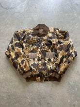 Load image into Gallery viewer, Vintage Duck Camo Puffer Jacket (L)