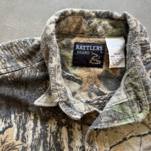 Load image into Gallery viewer, Vintage Realtree Camo Chamois Shirt (M)