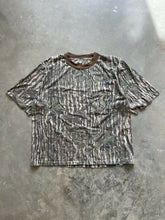 Load image into Gallery viewer, Vintage Realtree Camo Pocket T-Shirt (XL)