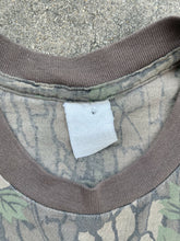 Load image into Gallery viewer, Vintage Treebark Camo Pocket T-Shirt (S)