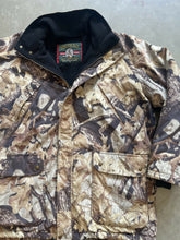 Load image into Gallery viewer, Vintage West Ark Camo Jacket (XL)