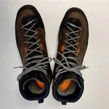 Load image into Gallery viewer, m_wp_679d35cdce7065dfe2c85032