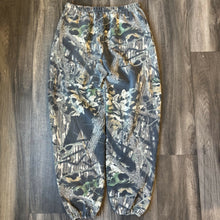 Load image into Gallery viewer, 1990’s Jerzees Mossy Oak Breakup Camo Cotton Sweatpants (XL)