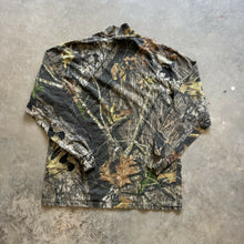 Load image into Gallery viewer, 2000’s Mossy Oak Breakup Camo Mock Neck Shirt (L)