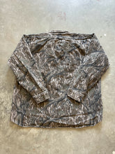 Load image into Gallery viewer, Vintage Mossy Oak Treestand Camo Chamois Shirt (2XL)