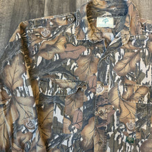 Load image into Gallery viewer, 1990’s Mossy Oak Fall Foliage Camo Strap Shirt (M)