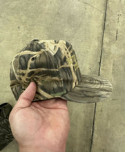 Load image into Gallery viewer, Vintage Shadow Grass Camo Griffey Island Duck Club