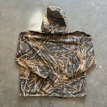 Load image into Gallery viewer, 1990’s Mossy Oak Shadow Grass Camo Lightweight Hoodie (XL)