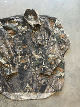 Load image into Gallery viewer, Vintage Mossy Oak Gen 1 Breakup Camo Strap Shirt (2XL)