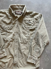Load image into Gallery viewer, Vintage Remington Button-Up (M)
