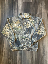 Load image into Gallery viewer, Vintage Mossy Oak Breakup Camo Cotton Quarter-Zip Pullover (XL)