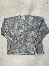 Load image into Gallery viewer, Vintage Realtree Advantage Timber Camo Long Sleeve Shirt (2XL)