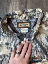 Load image into Gallery viewer, Vintage Remington Mossy Oak Breakup Camo Lightweight Shirt (XL)