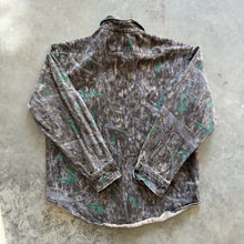 Load image into Gallery viewer, Vintage Hide-N-Tree Camo Button Up Shirt (M)