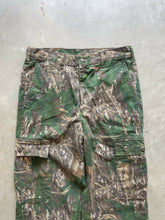 Load image into Gallery viewer, Vintage Mossy Oak Shadowleaf Camo Adjustable Waist Pants (S)