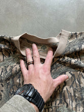 Load image into Gallery viewer, Vintage Mossy Oak Treestand Camo Shirt (XL)