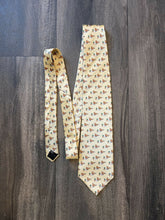 Load image into Gallery viewer, Vintage Silk Mallard Duck Neck Tie