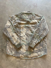 Load image into Gallery viewer, Vintage Faded Realtree Camo Chamois Shirt (2XL)