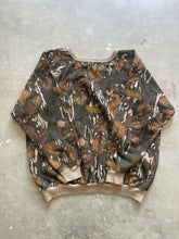 Load image into Gallery viewer, Vintage Mossy Oak Fall Foliage Camo Crewneck (3XL)