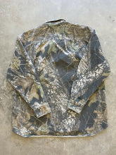 Load image into Gallery viewer, 2000’s Mossy Oak Breakup Camo Button-Up Shirt (XL)