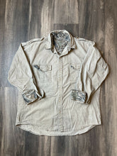 Load image into Gallery viewer, Vintage Mossy Oak Treestand Camo Strap Shirt (L)