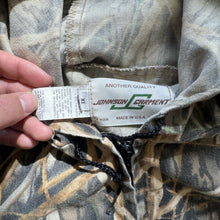 Load image into Gallery viewer, 1990’s Mossy Oak Shadow Grass Camo Lightweight Hoodie (XL)
