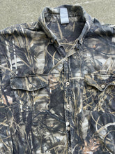 Load image into Gallery viewer, Realtree Advantage -Max-4HD Camo Button Up (XL)