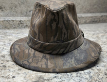 Load image into Gallery viewer, Vintage HAAS Outdoors fedora