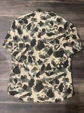 Load image into Gallery viewer, 1990’s Duck Camo Insulated Chamois Button Up Shirt (L)