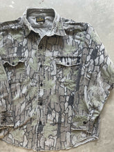 Load image into Gallery viewer, Vintage Faded/Distressed Trebark Camo Chamois Shirt (XL)