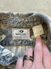 Load image into Gallery viewer, Vintage Mossy Oak 1st Generation Breakup Camo Chamois Shirt (M)