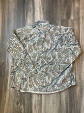 Load image into Gallery viewer, 1990’s Browning Mossy Oak Treestand Camo Button-Up Shirt (XL)
