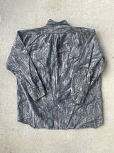 Load image into Gallery viewer, Vintage Mossy Oak Treestand Camo Strap Shirt (XL)