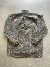 Load image into Gallery viewer, Vintage Mossy Oak Greenleaf Camo Chamois Shirt (XL)