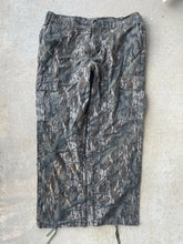 Load image into Gallery viewer, Vintage Mossy Oak Treestand Camo Adjustable Waist Chamois Pants (XL)